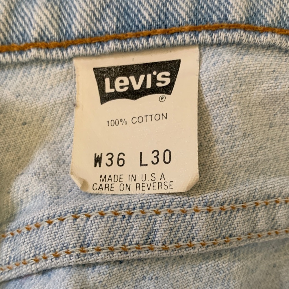 Levi's Light Wash Straight Jeans - Picture 4 of 6
